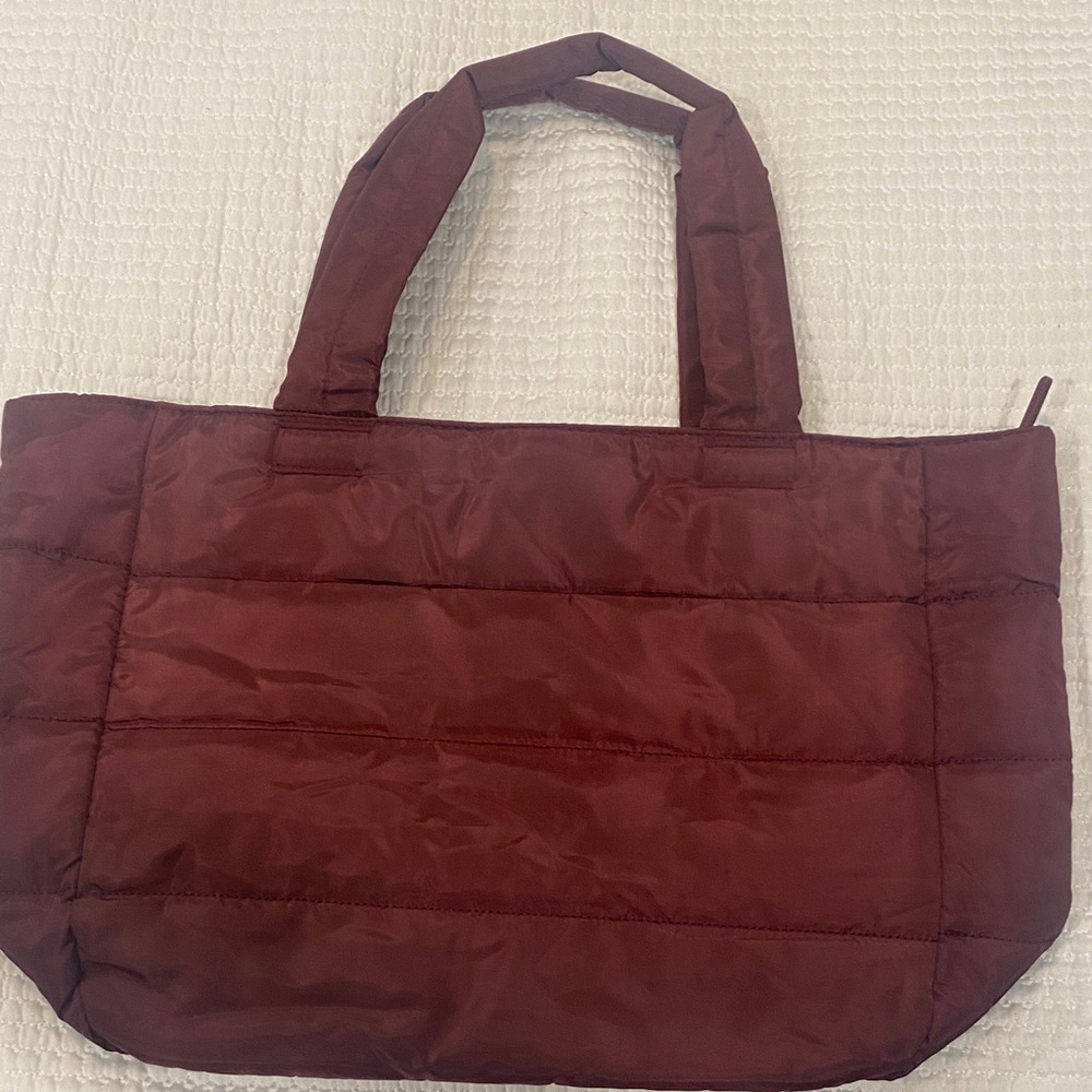 NWT Chic Splits 59 Burgundy Tote Bag